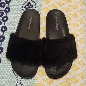 Steve madden slippers